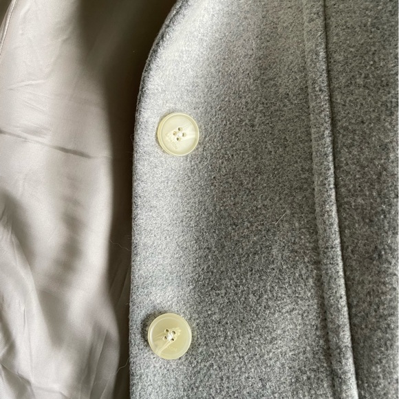 Wool/ cashmere blend pea coat - Picture 6 of 7